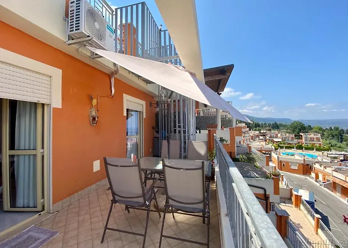 아파트 Sunset Penthouse 피조