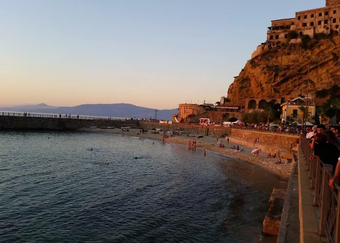 Sunset Penthouse 아파트